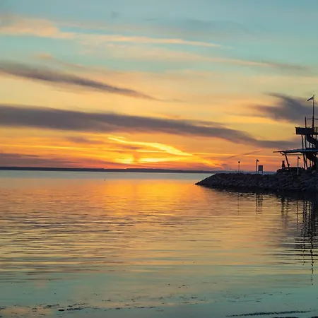 Apartman Mee H R Glowe